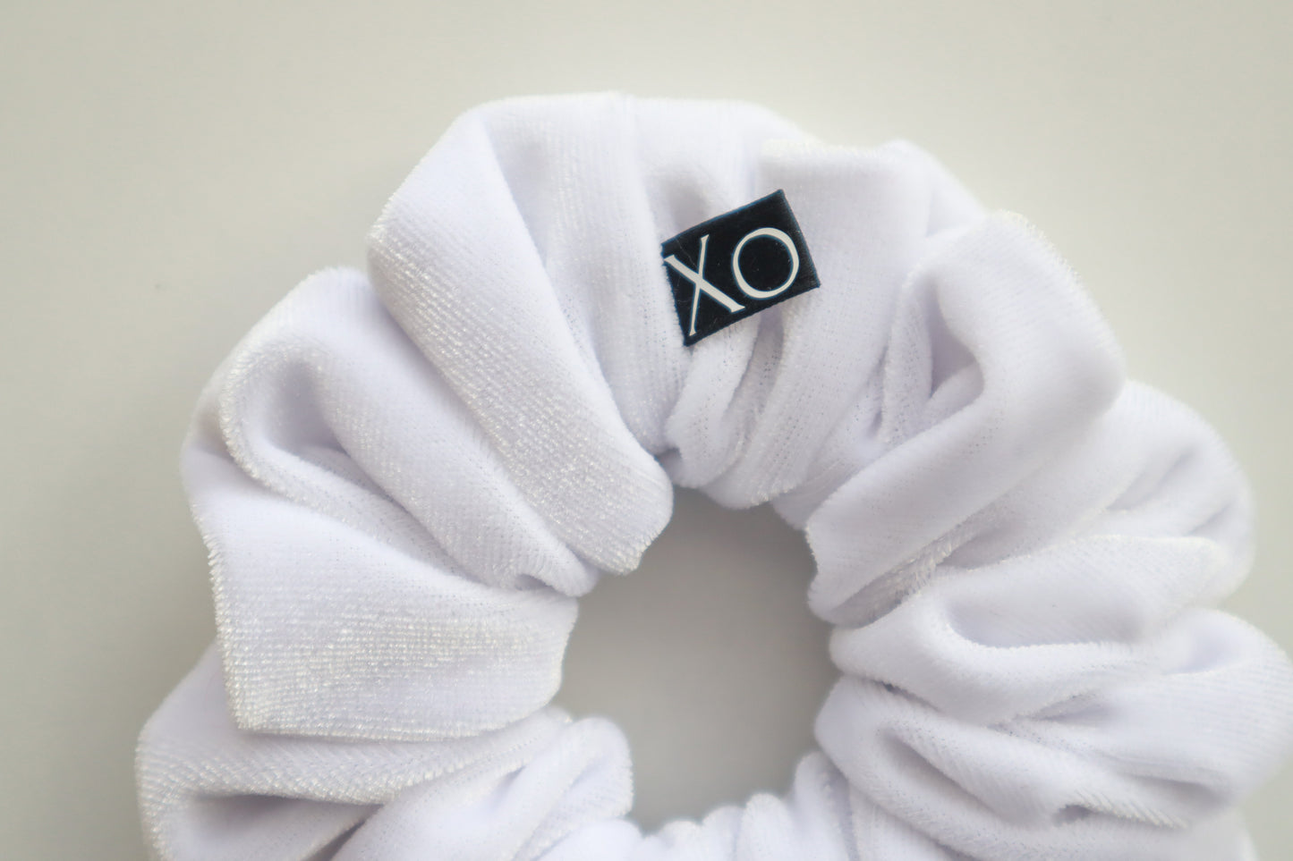 Bianca – White Velvet Scrunchie • Oversized or Mini Size • Velvet Noir Collection ♡🤍