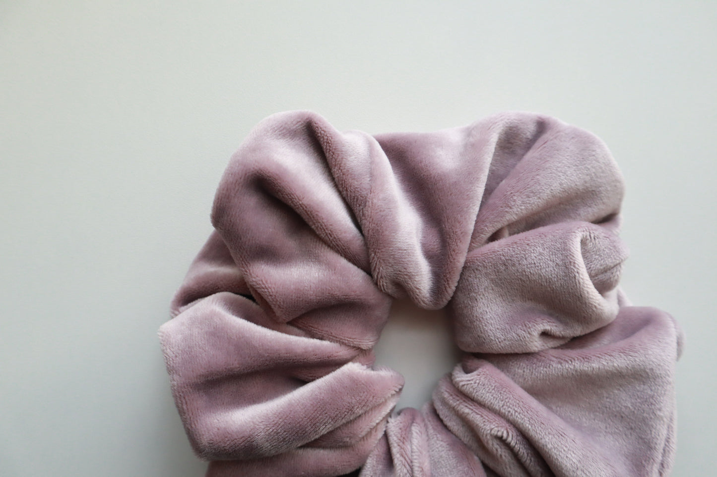 Zara Stretch Velvet Scrunchie in Dusty Lavender – Oversized or Mini 💜✨